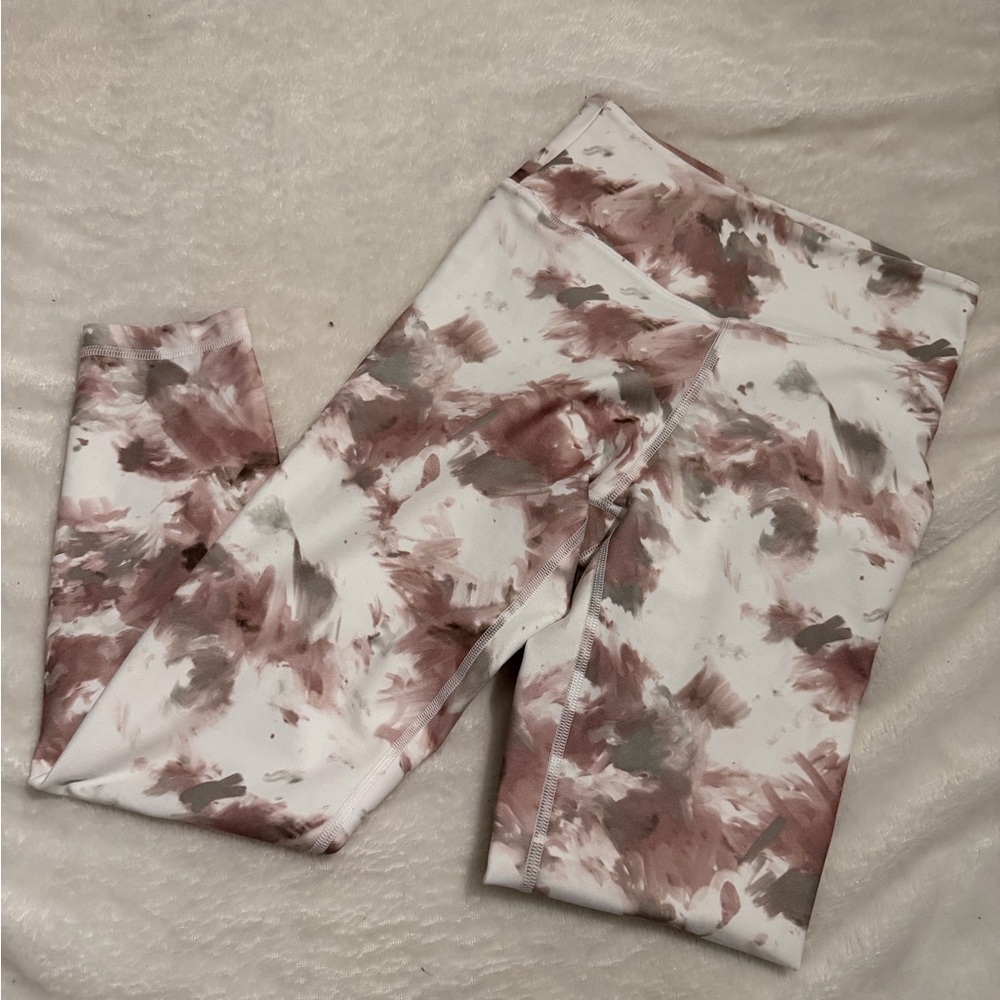 Outdoor Voices Printed Leggings – Small
